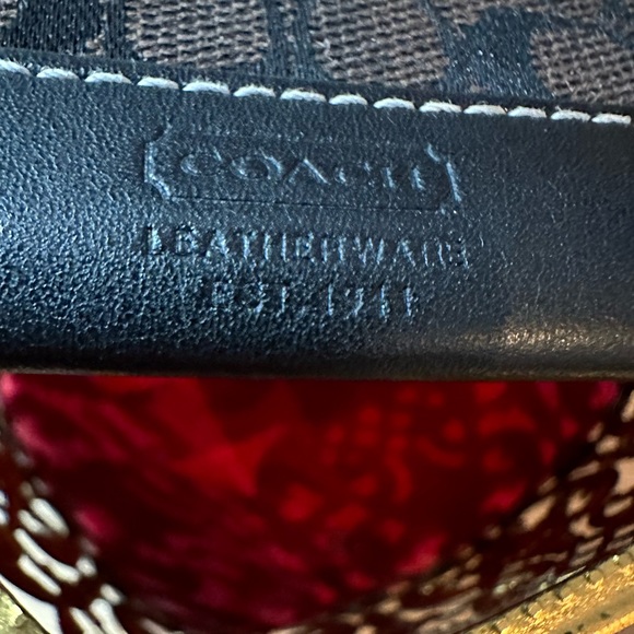 Vintage Coach Leatherware signature canvas and leather key/cardholder - EUC - Picture 9 of 10